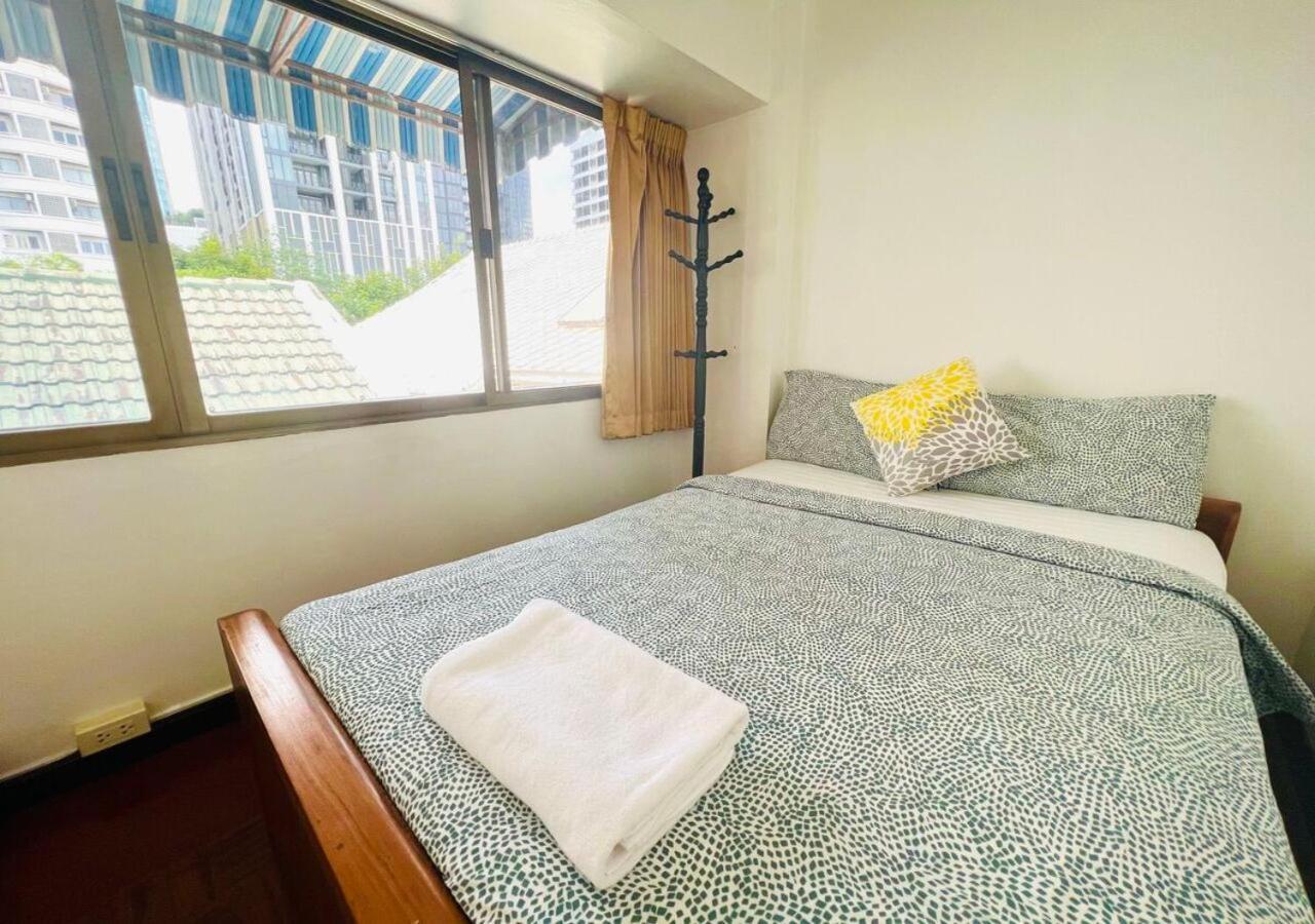 Reehouse@Soi Cowboy/Asoke Bts Hotel Банкок Екстериор снимка