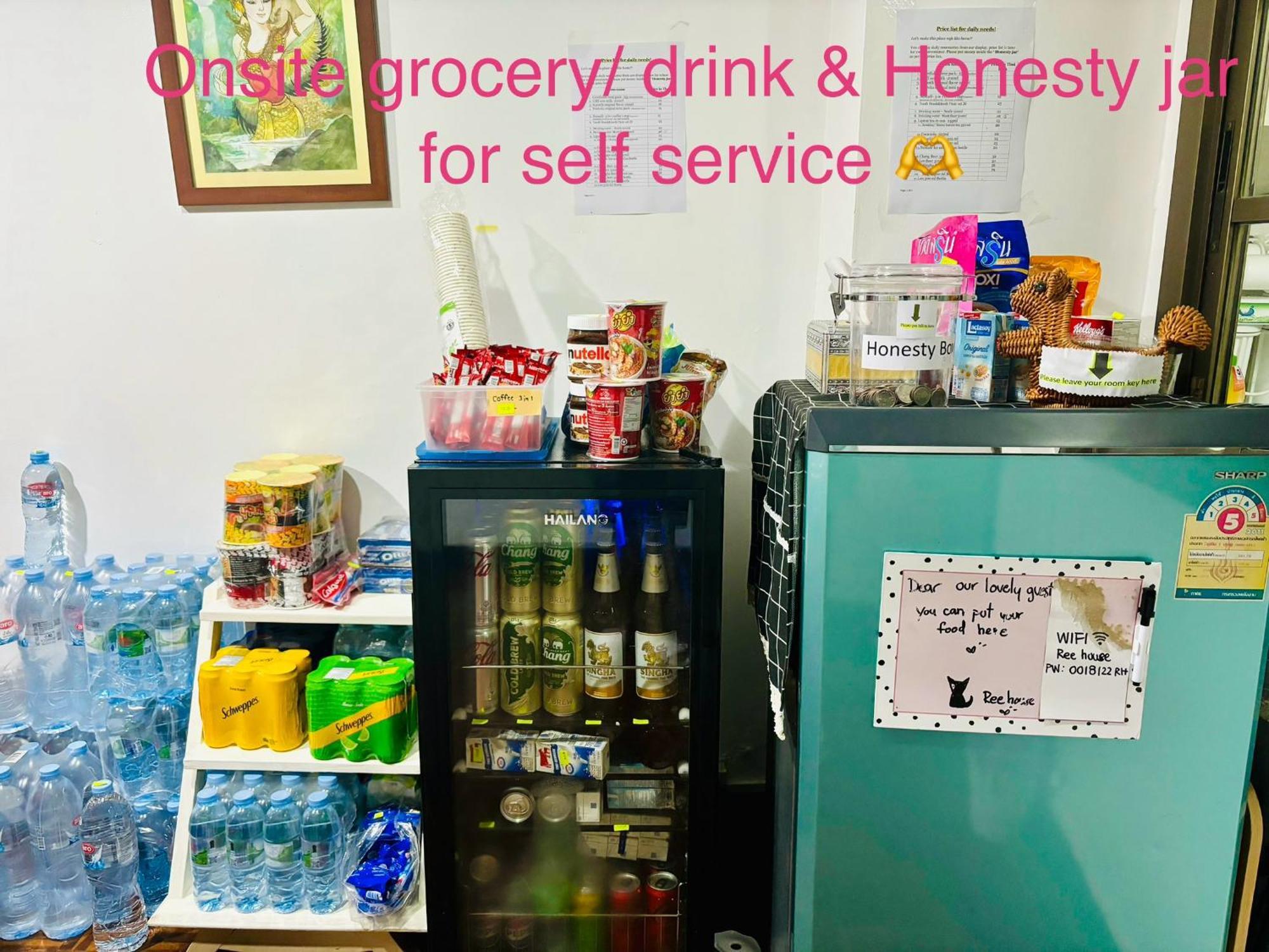 Reehouse@Soi Cowboy/Asoke Bts Hotel Банкок Екстериор снимка