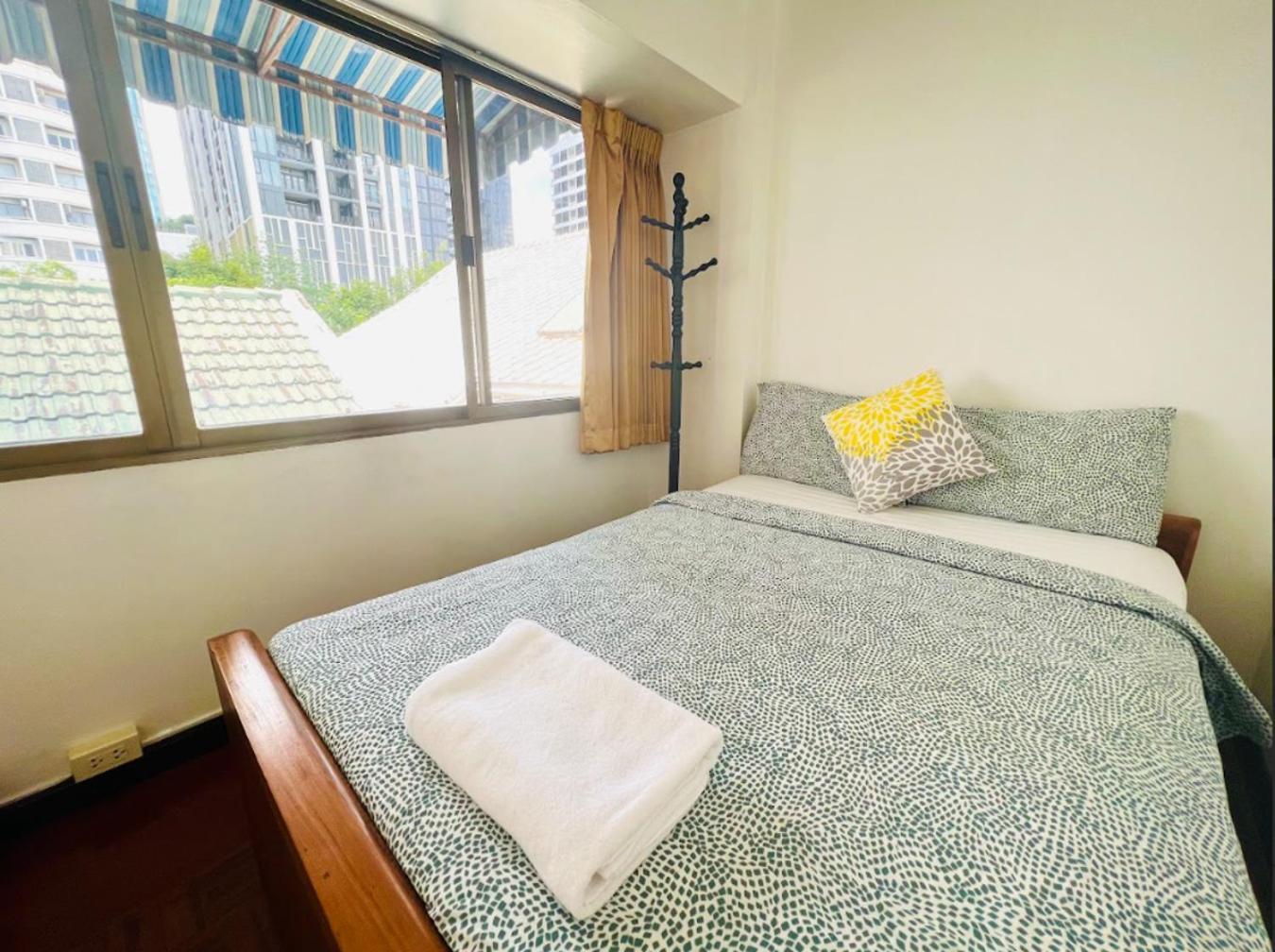 Reehouse@Soi Cowboy/Asoke Bts Hotel Банкок Екстериор снимка