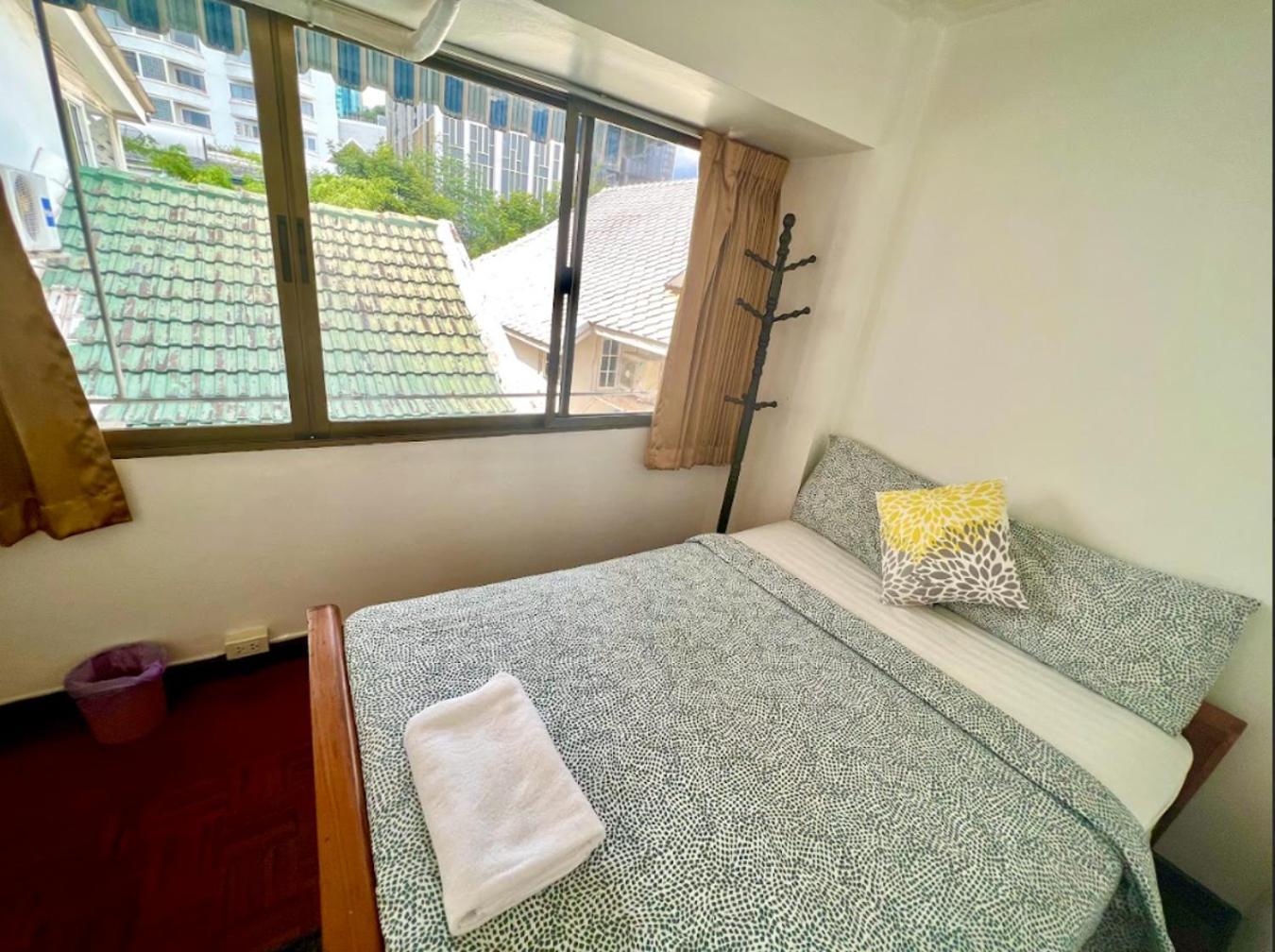 Reehouse@Soi Cowboy/Asoke Bts Hotel Банкок Екстериор снимка